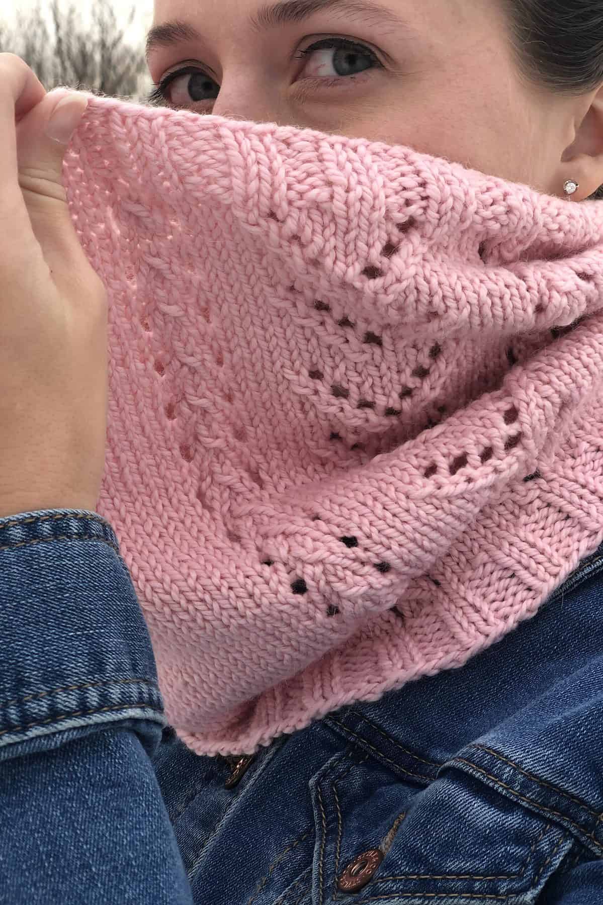 Your New Fave in Free Lace Cowl Knitting Patterns!