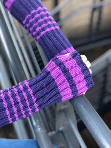 easy knitting pattern free fingerless gloves