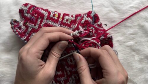 Kitchener Stitch Step 1