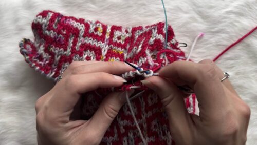 Kitchener Stitch Step 4