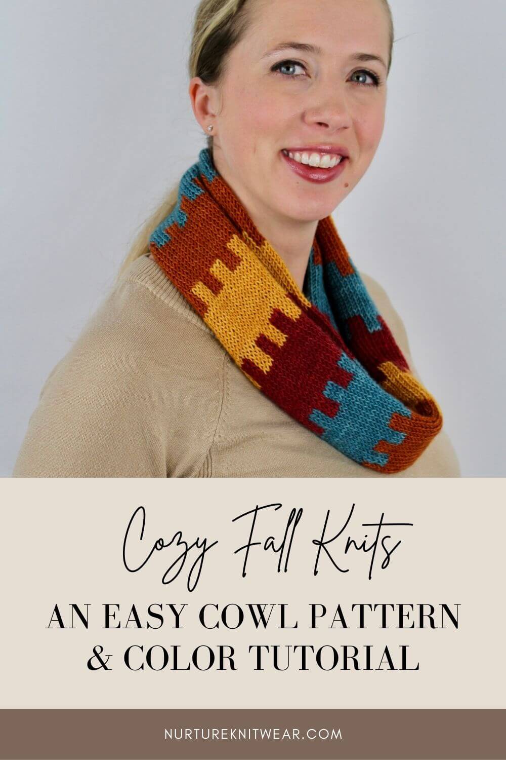 Knitting in Color - An Easy Cowl Knitting Pattern