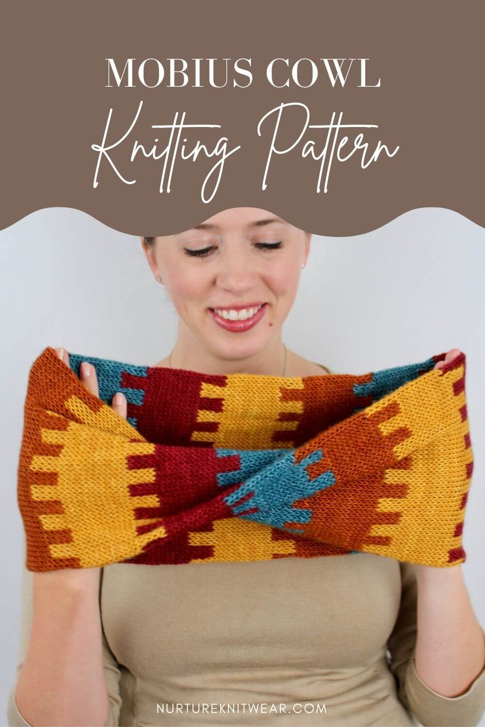 Knitting in Color - An Easy Cowl Knitting Pattern