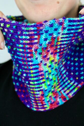 Waveform Cowl - Mosaic Knitting - Slip a Stitch