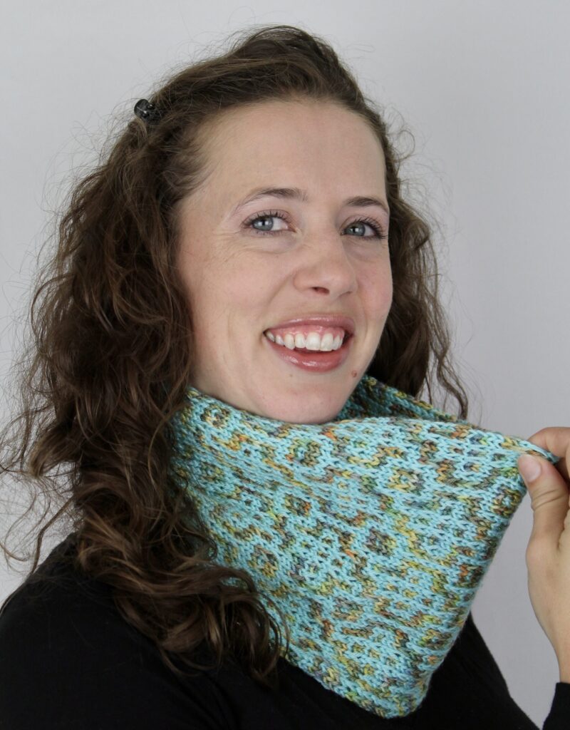 Aqua and green DK weight mosaic knit cowl in Created 4 U by Laura Crystal DK